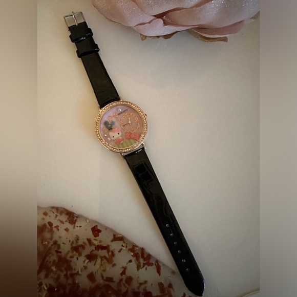 Hello kitty fashion watch - Picture 1 of 10
